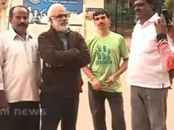 देखते ही लोग लेने लगते हैं सेल्‍फी