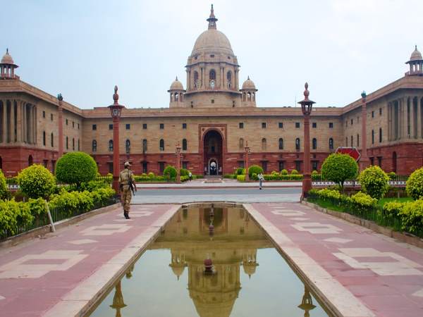 खास पेन से ही होगी वोटिंग