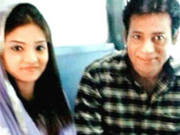 चलती ट्रेन में किया निकाह 