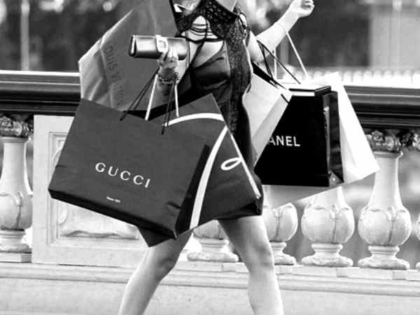 भोजपुरी फिल्म की एक्ट्रेस है गर्लफ्रेंड भोजपुरी फिल्म की एक्ट्रेस है गर्लफ्रेंड