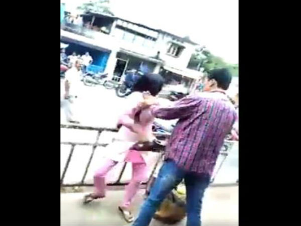 तमाशा देखते रहे लोग तमाशा देखते रहे लोग