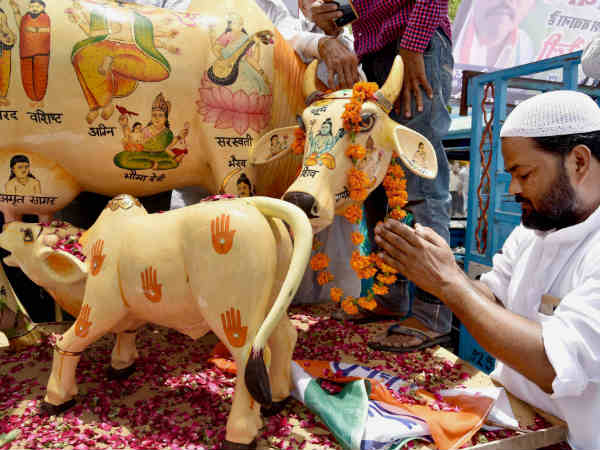 मुसलमानों के खिलाफ योगी मुसलमानों के खिलाफ योगी