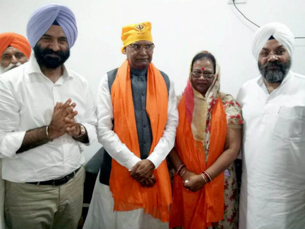 पड़ोसी कर रहे नतीजों का इंतजार 