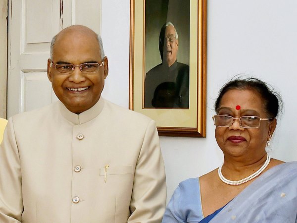 आप में भी सेंधमारी