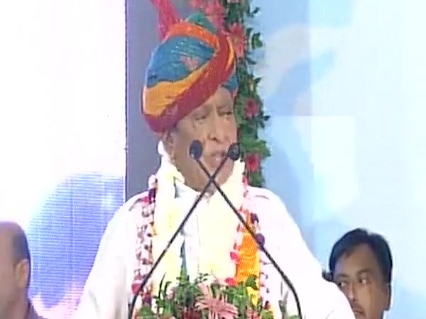 कांग्रेस ने शंकर सिंह वाघेला के निकाले जाने का किया खंडन