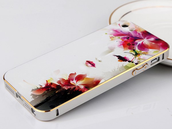 फोटो को कवर पर चिपकाएं