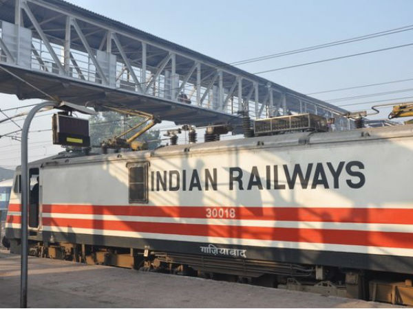 16,804 दिनों में से 3,000 दिन लेट रहीं सुपरफास्‍ट ट्रेनें