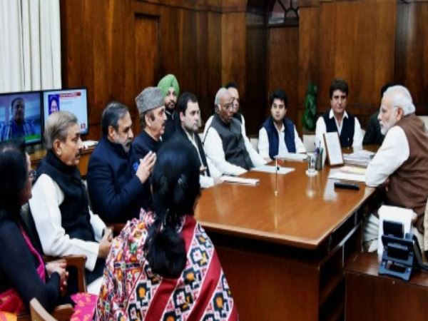  'हमें इसी तरह हमेशा मिलते रहना चाहिए'