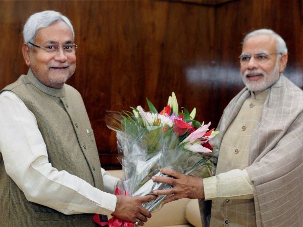 कुछ और ही है जमीनी समीकरण