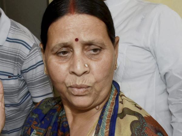 नरेंद्र मोदी, नीतीश कुमार भिखमंगा है?