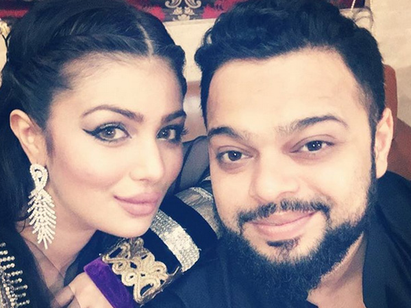 कार्यालयों में बम लगाने की धमकी कार्यालयों में बम लगाने की धमकी