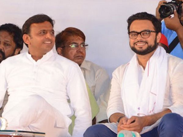 जानवरों की तरह चिल्लाना बंद करे जानवरों की तरह चिल्लाना बंद करे