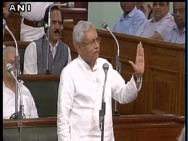 नीतीश ने सदन में कहा...