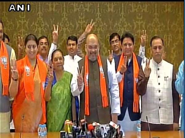  गुजरात कांग्रेस में सेंधमारी