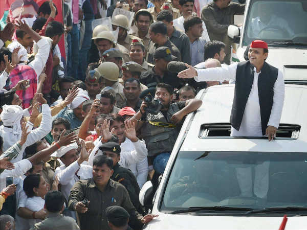 सरकार बच सकती थी फिजूलखर्ची से