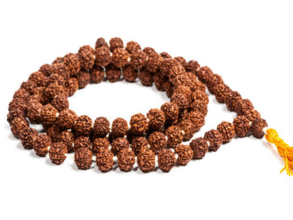 अब चर्चा करते हैं कि माला में 108 मनके ही क्यों होते हैं? अब चर्चा करते हैं कि माला में 108 मनके ही क्यों होते हैं?