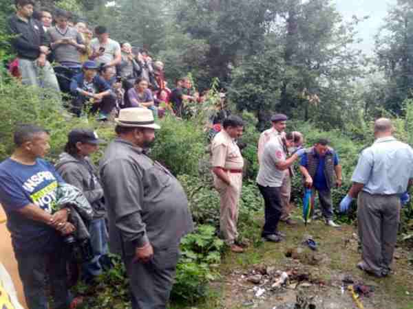 बैग में मिला तिब्बत का राष्ट्रीय झंडा
