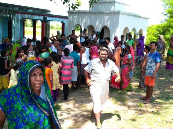 डूबती बच्ची को बचाने में भाई, बहन समेत 4 बच्चे गंगा में डूबे