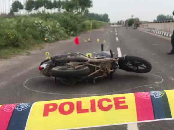 हाईवे पर पुलिस और गुंडों के बीच मुठभेड़, देखिए एनकाउंटर PICS