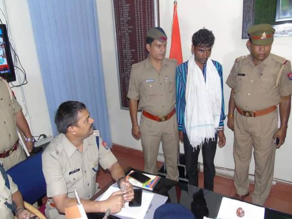 किराएदार को मकान मालकिन ने कहा- अपनी पत्नी को मार दो और मुझसे शादी कर लो...