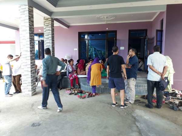 मेजर शिखर थापा की मौत से मां-पिता का फटा कलेजा, पत्नी बेसुध