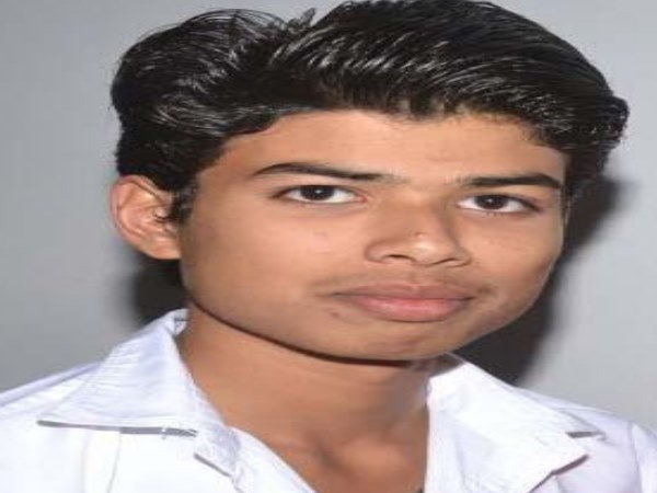 PICs: सहारनपुर में छात्र की मौत पर बवाल, इलाके में भारी सुरक्षा बल तैनात