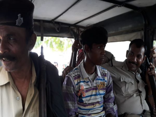 निवाले की खातिर अपने 'जिगर का टुकड़ा' बेच रहा था बाप