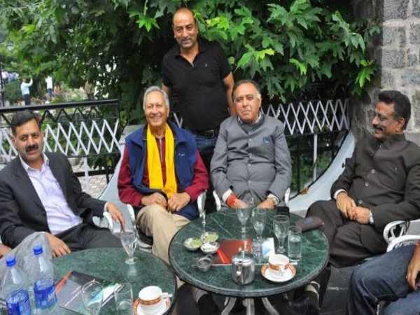 'सिंघम' के ट्रांसफर पर लोगों में मायूसी, उनकी मुहिमों के मुरीद हैं लोग