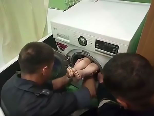 घंटों तक चला रेस्क्यू ऑपरेशन