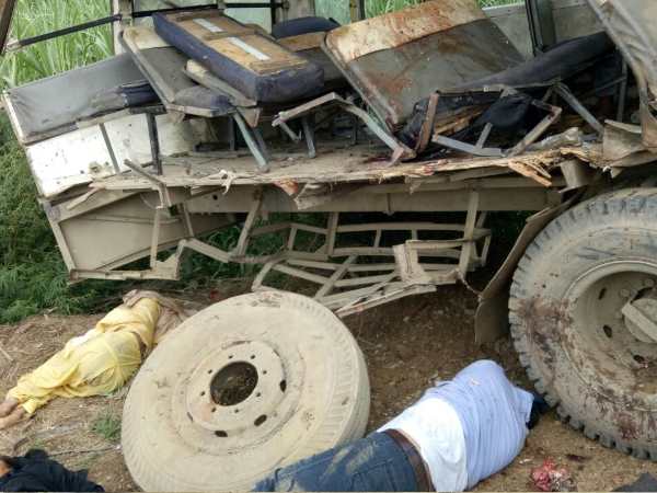 मौके पर ही हुई 5 की मौत