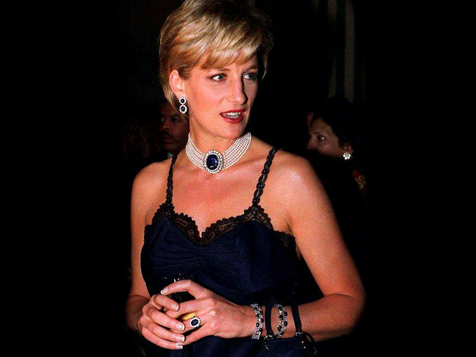 पति चार्ल्‍स को 'गंदी बात' करते सुना था डायना ने