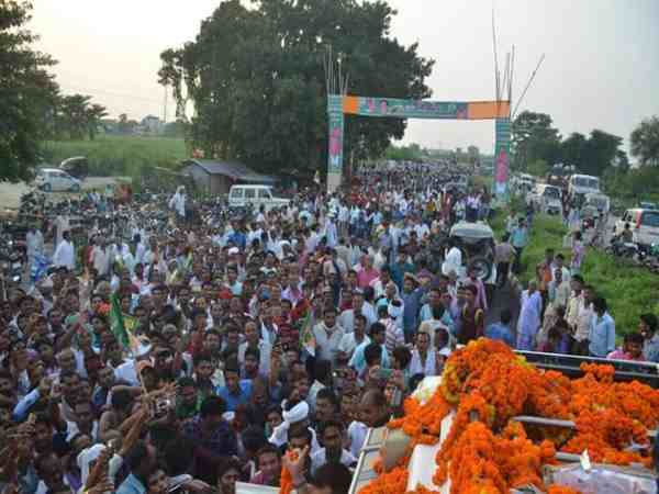 जनता को किया संबोधित जनता को किया संबोधित