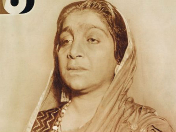 सरोजनी नायडू के नाम पर डाक-टिकट