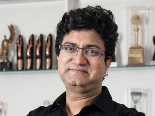 ठंडा मतलब कोका कोला लिखने वाले प्रसून