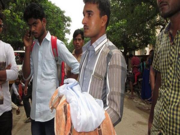 ICU का गेट कर लिया बंद