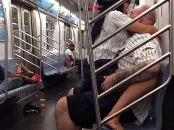 बेसबॉल के फैन थे दोनों 