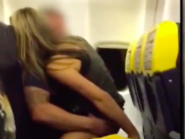 हाल ही में प्लेन में सेक्स का मामला आया था सामने
