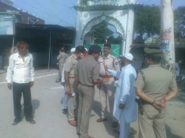 मदरसे में दो गुटों के बीच हुआ विवाद