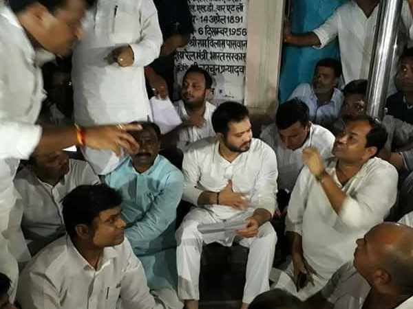नीतीश सरकार को जमकर कोसा