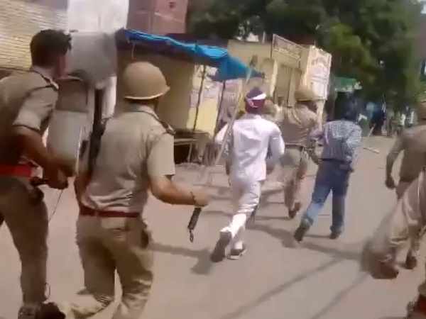 बवाल के बाद मौके पर पहुंची फोर्स