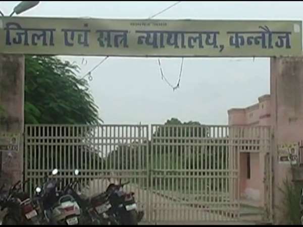 बोरे में मिली बच्ची की खून से सनी लाश