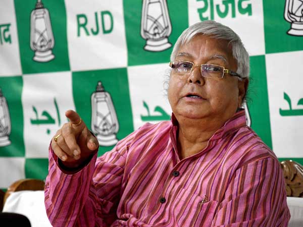 लालू ने साधा पीएम पर निशाना