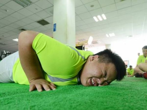 चीन की सेना पोर्न की लत से परेशान