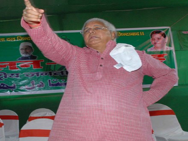 स्वीकार किया लालू का निमंत्रण