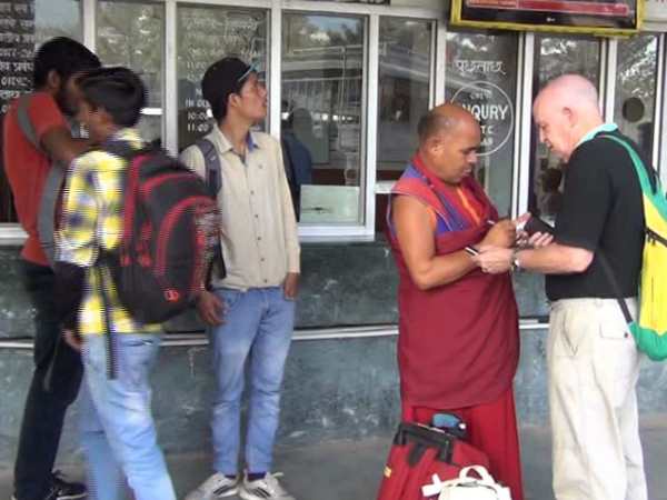 हिमाचल में बस सेवाएं ठप्प