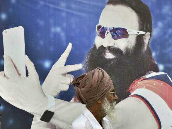 माली के साथ फैक्ट्री का काम