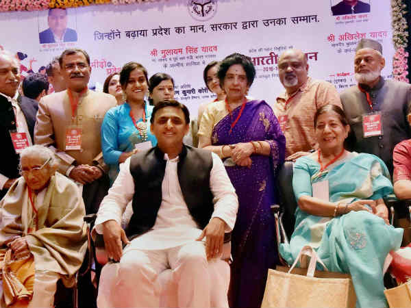 सीएम कार्यालय से तय होता था नाम सीएम कार्यालय से तय होता था नाम