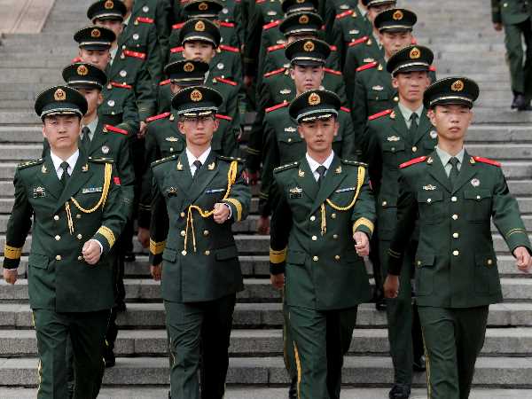 मान नहीं रहा है चीन