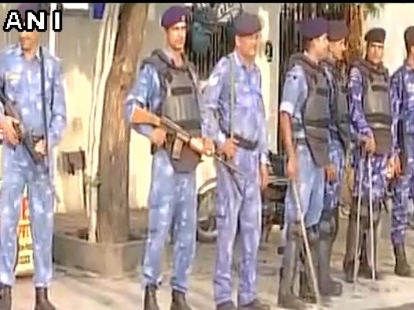 LIVE: पंजाब के संगरूर और मोगा जिले में कर्फ्यू LIVE: पंजाब के संगरूर और मोगा जिले में कर्फ्यू