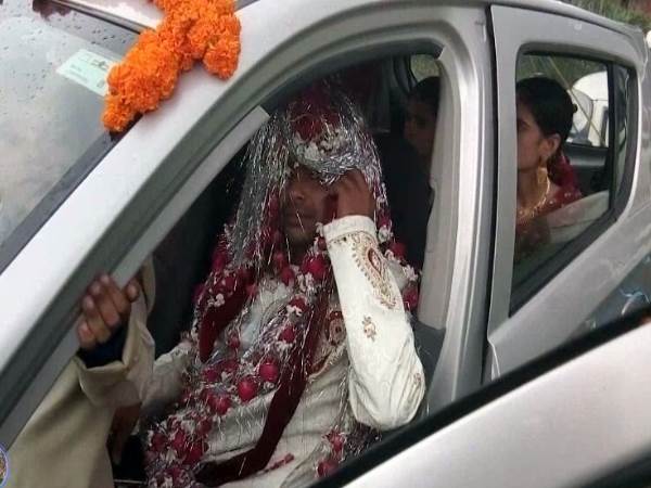 Groom in flood to take his bride